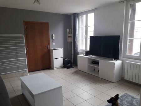 appartement de type 2 rez-de-chaussée