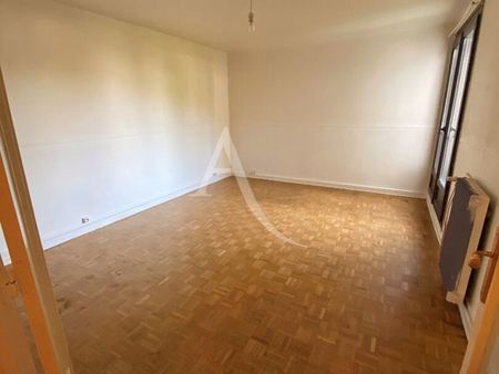 studio 1 pièce 37 m²