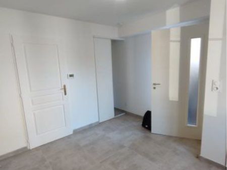 location 2 pièces 30m2 à crepy en valois