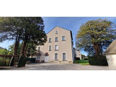 blois - centre ville - t2 62 m²