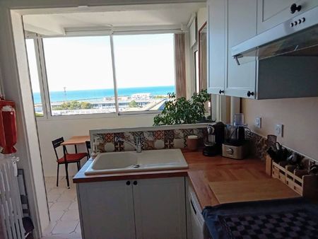 appartement t2 51m2 vue mer la corniche 400m de la plage