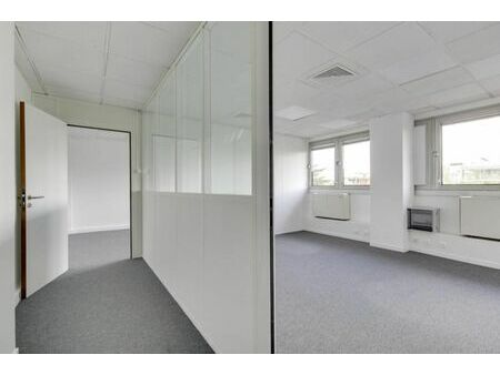 bureaux 70 m²