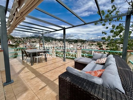 maison de luxe à vendre dans le quartier saint sylvestre