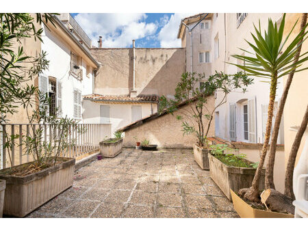 appartement t4 avec terrasse composé de deux appartement t2