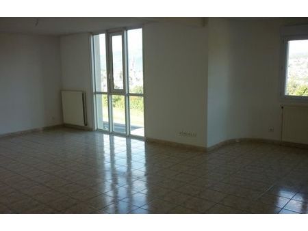 location appartement 4 pièces 105 m² mende (48000)