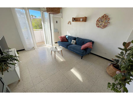 location appartement 3 pièces 55 m² toulon (83200)