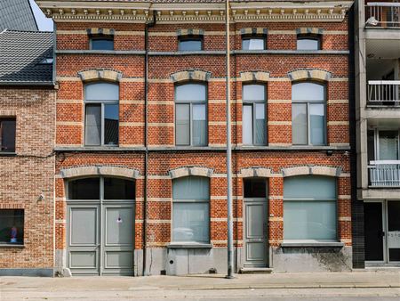 huis te koop in sint-niklaas met 5 slaapkamers