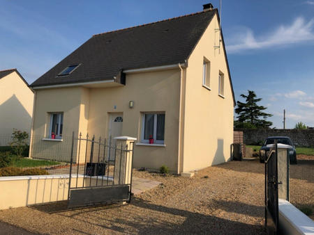 vente maison au bourg-d'iré (49520) : à vendre / 87m² le bourg-d'iré