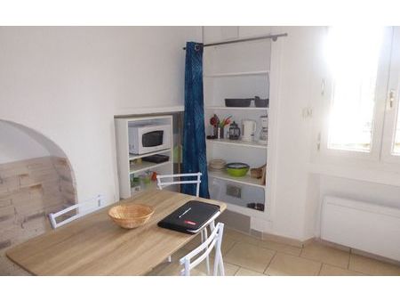 location appartement  m² t-2 à château-arnoux-saint-auban  370 €