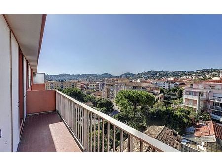 location appartement  m² t-3 à vallauris  1 400 €