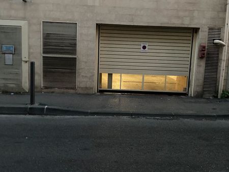 loue parking quartier le rouet