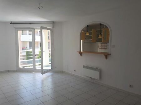 location appartement 3 pièces 66 m²