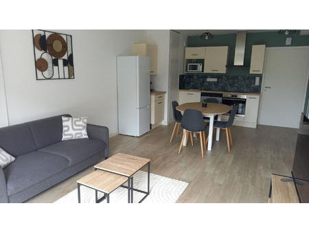 location appartement 3 pièces meublé à laval (53000) : à louer 3 pièces meublé / 63m² lava