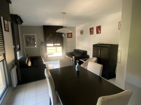 vente appartement 3 pièces de 55 m² à nîmes (30000)