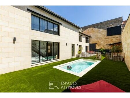 maison familiale en pierre avec jardin et piscine à la bastide