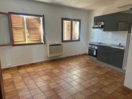 très bel appartement de type 2 à marseille 13016 rue rabelais