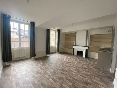 studio 1 pièce 31 m²