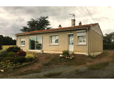 vente maison 4 pièces 96 m² pouzauges (85700)