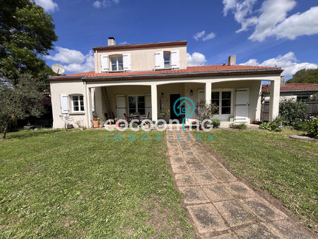 vente maison au landreau (44430) : à vendre / 136m² le landreau