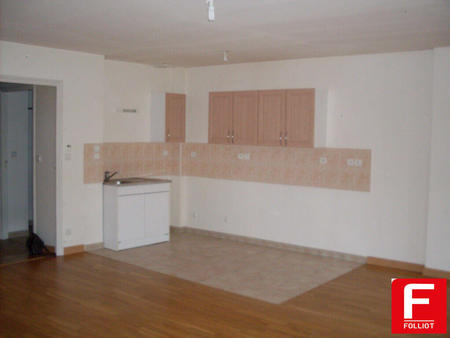 location appartement 3 pièces à bayeux (14400) : à louer 3 pièces / 62m² bayeux