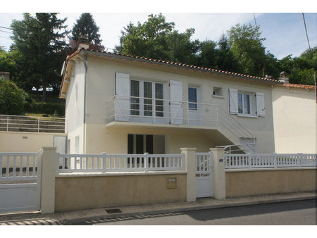 maison civray 3 pièce(s) 62 m2