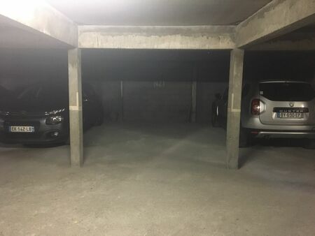 place de parking dans garage souterrain sécurisé à moûtiers (73)