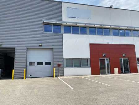 location d'entrepôt de 373 m² à saint-priest - 69800