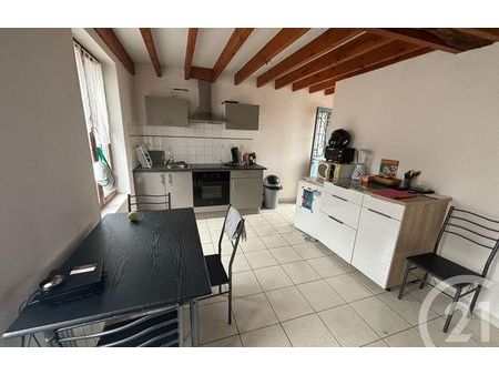 location appartement 2 pièces 30 m² vic-sur-aisne (02290)