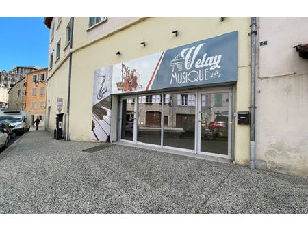 location commerce 1 pièce 210 m² le puy-en-velay (43000)