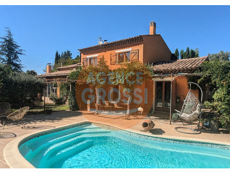 villecroze maison provençale 150 m²  5 pièces  piscine et carport  8.456 m² de terrain