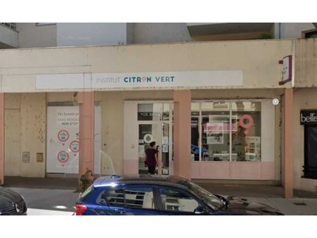 local commercial 79 m²