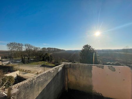 t2 40 m² + terrasse - sainte-bazeille