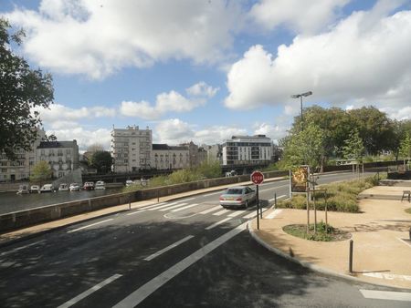 appartement meublé 2 pièces - nantes centre proche tram et commerces