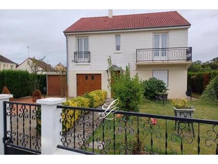 vente - maison 3 pièces 85 m2 la suze sur sarthe