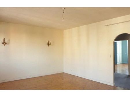 location appartement 3 pièces 79 m² albi (81000)