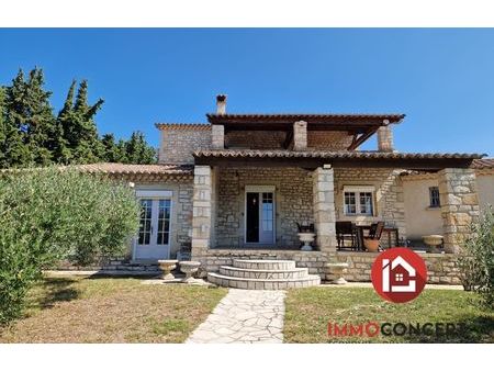 vente maison 8 pièces 224 m² sabran (30200)