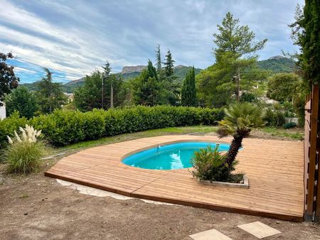 maison t4 sur 400m² de terrain  piscine et dépendance