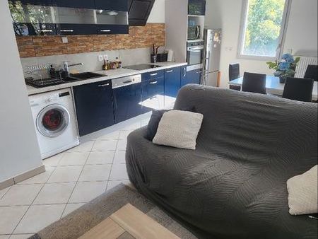 appartement t2 44m2