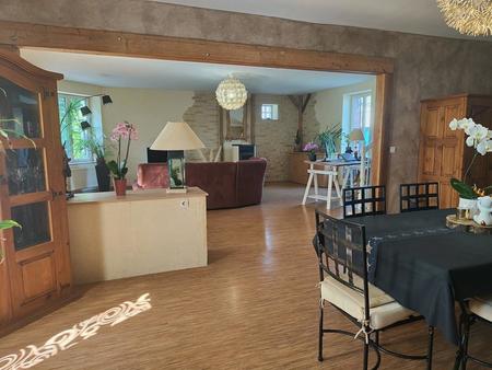 vente maison à dinan (22100) : à vendre / 290m² dinan