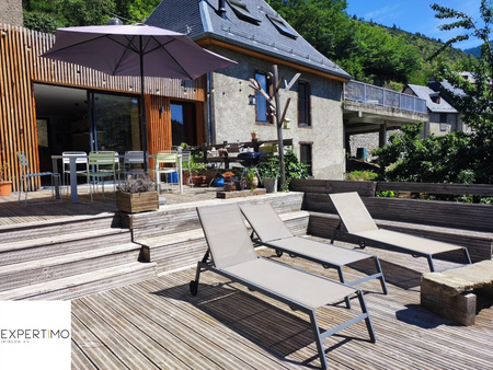 ensemble immobilier de 220 m² bagnères de luchon