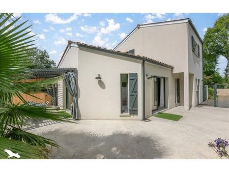 vente maison 4 pièces 91 m² saint-jean-d'illac (33127)