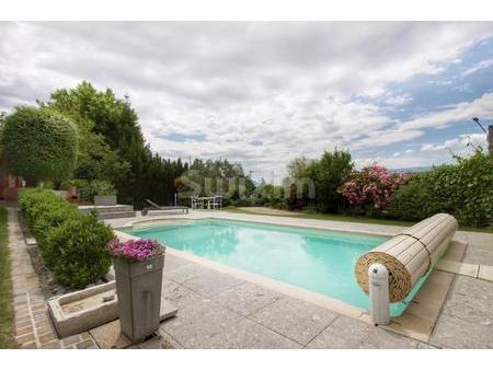 duplex d'exception 7 pièces - jardin - piscine avec pool-house - terrain de pétanque