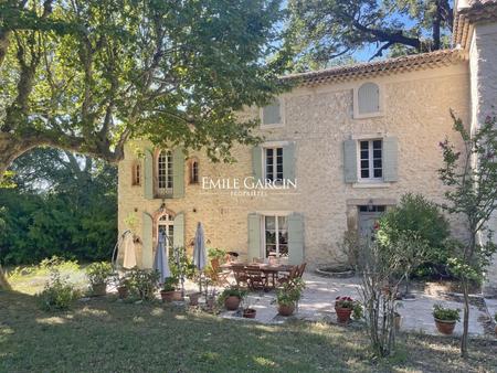 superbe bastide à vendre secteur beaumes-de-venise avec parc et piscine - provence