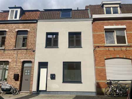 huis te koop in sint-kruis met 3 slaapkamers