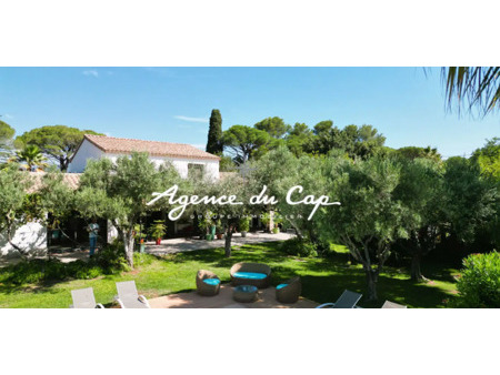 villa avec piscine roquebrune-sur-argens (83)