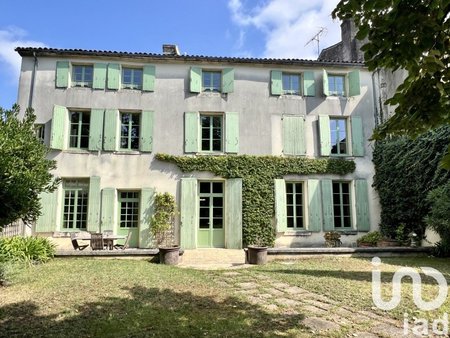 vente maison 15 pièces de 444 m² à cognac (16100)