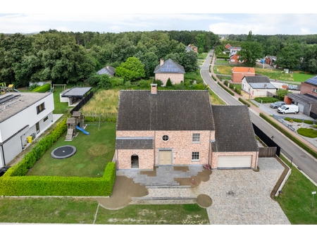 huis te koop in hulshout met 3 slaapkamers