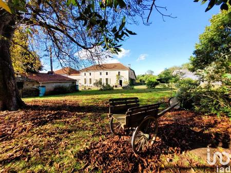 vente maison à saint-bonnet-sur-gironde (17150) : à vendre / 387m² saint-bonnet-sur-girond