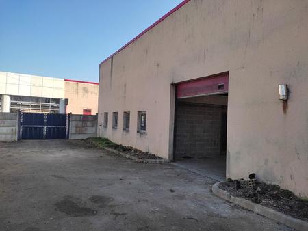 auxerre batiment commercial 390m² avec terrain d'environ 450m²