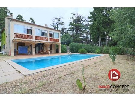 vente maison 8 pièces 181 m² bagnols-sur-cèze (30200)